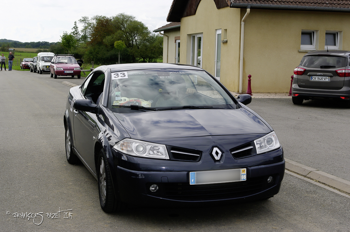 10 m v 128